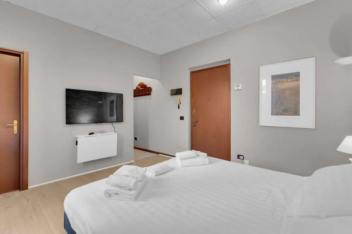 The House Of Via Muratori 11 Milan Apartment